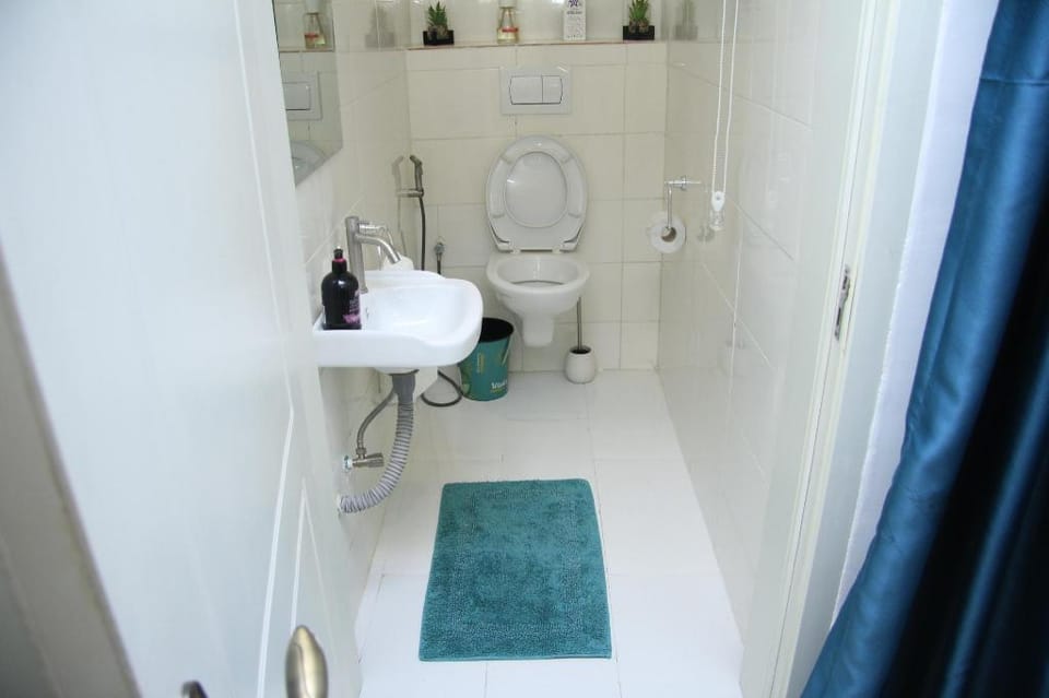 Cosy 2-bedroom Home +SuperFast Wifi & 247 Security Apartment in Lagos, Nigeria