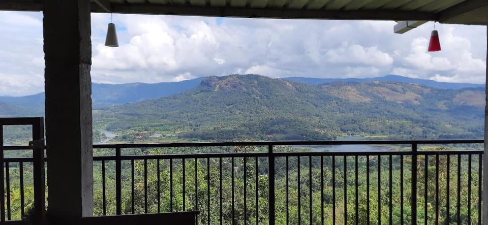 Mist farm house Hotel in Kerala