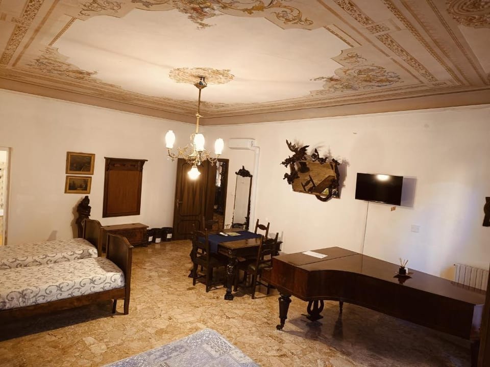 My Rialto Palace Apartment in Venice