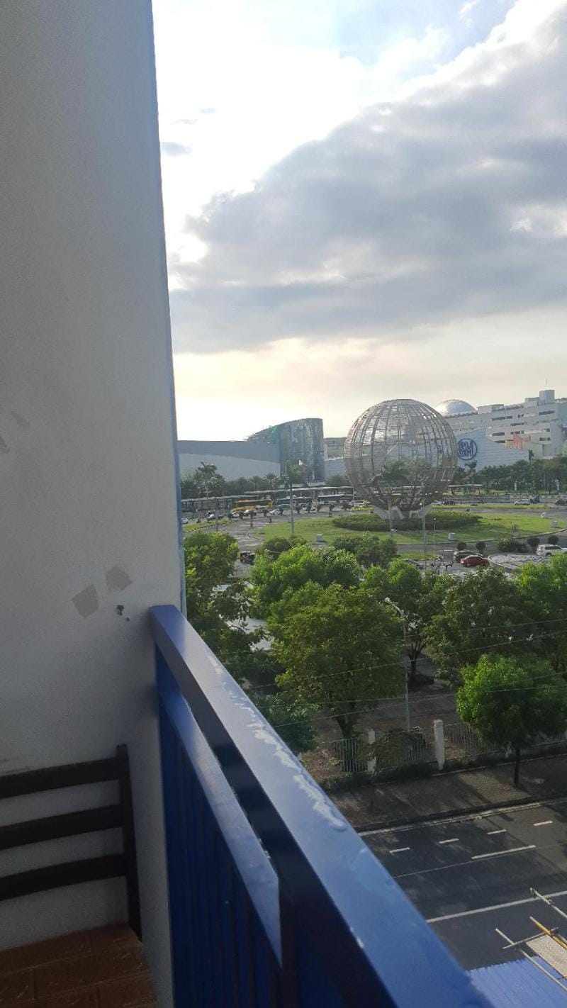 Sea Residences Condotel by EZ Stay Apartment in Pasay
