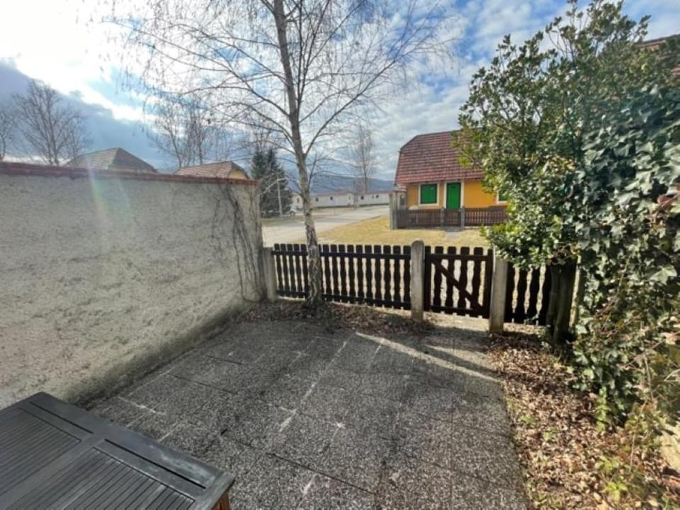 Mad House Apartment 2 Vacation rental in Slovenia
