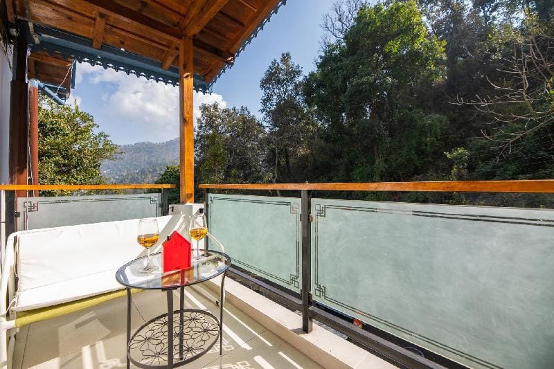 StayVista at Viva La Vida Villa in Uttarakhand