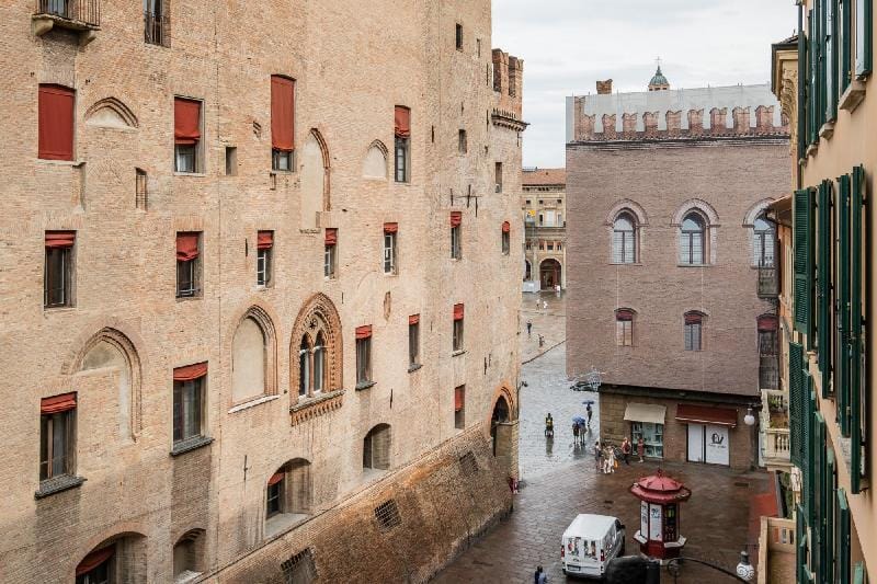 Torre dell'Orologio Apartment by Wonderful Italy Apartment in Bologna