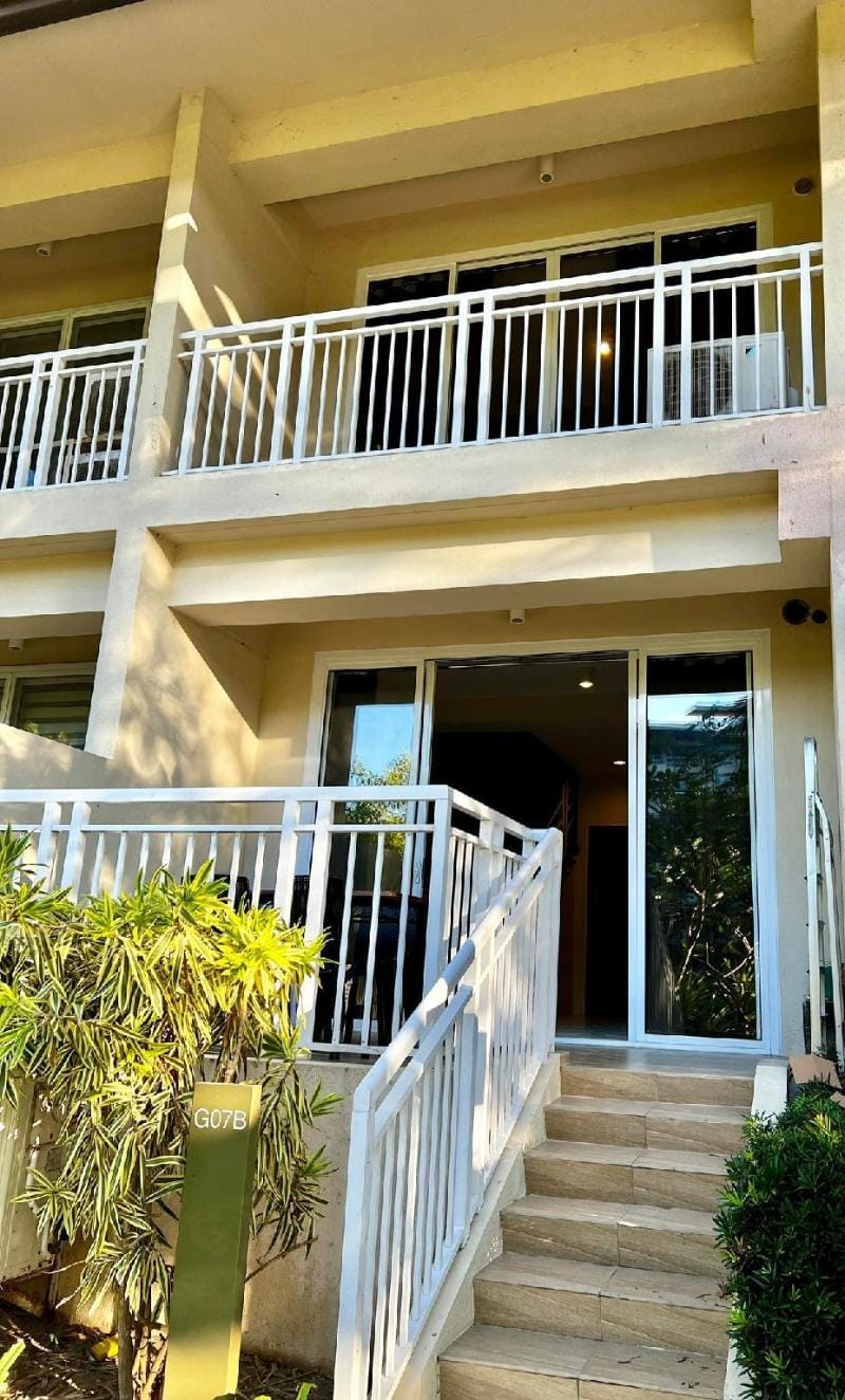 Hamilo Coast, Pico De Loro Nasugbu Batangas Apartment in Nasugbu