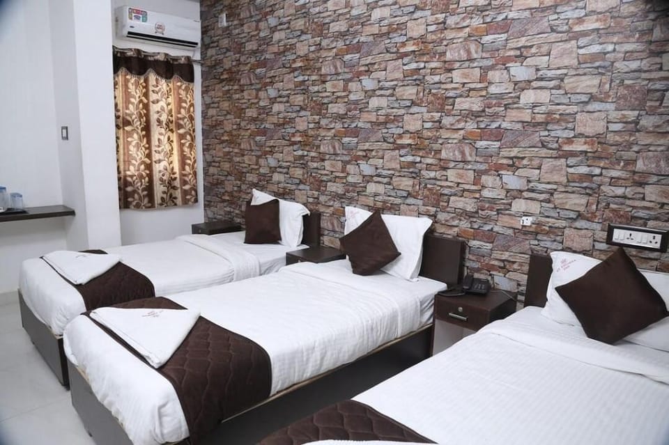 St. Thomas Inn Hotel in Chennai