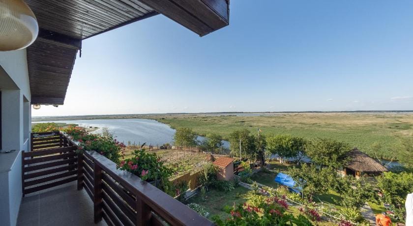Laguna Nuferilor Habitat Hotel in Romania