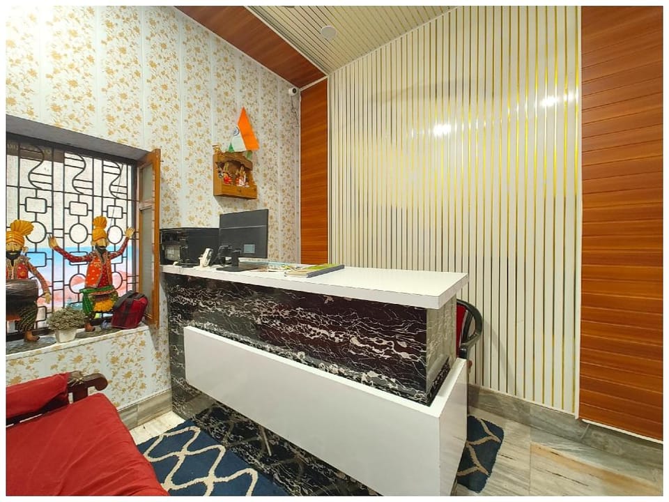 Goroomgo Teerth Guest House Near Kashi Vishwanath Temple Varanasi Hotel in Varanasi