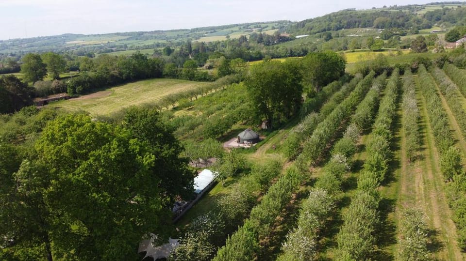 Dragon Orchard Retreat Farm Stay in Malvern Hills District