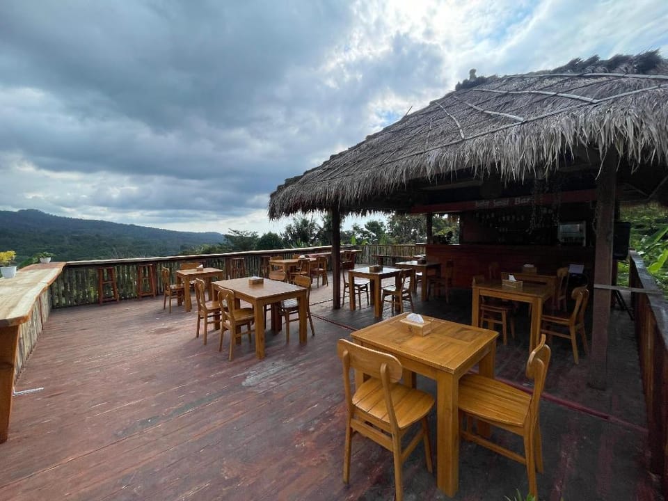 Villa Bambu Rinjani & Restaurant Bed and Breakfast in West Nusa Tenggara, Indonesia