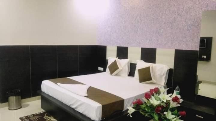 Rama HS Bed and Breakfast in Agra