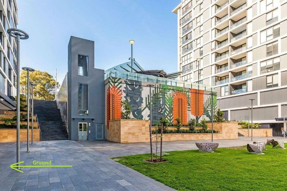Cosy Two Rooms With Pool&Gym On Top Of Metroline Apartment in Sydney