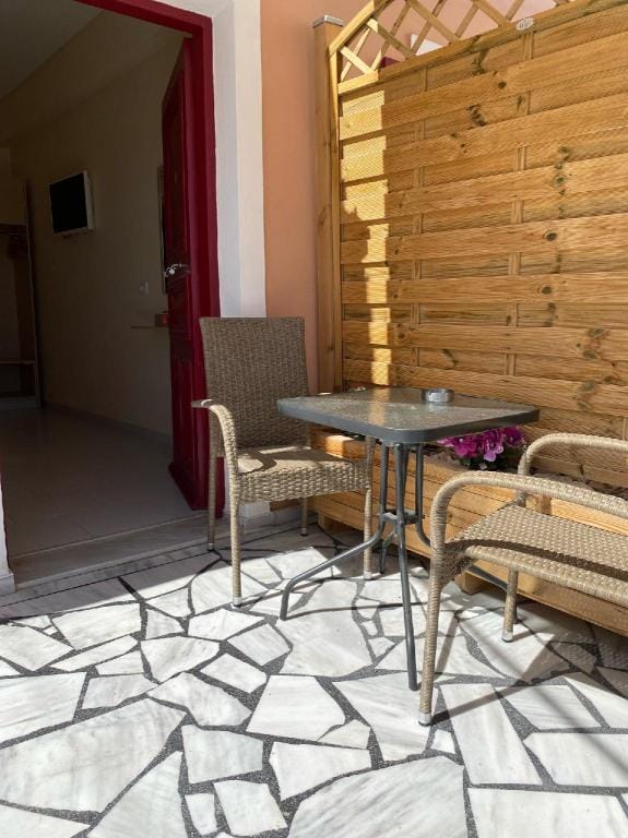 Melas 4 Vacation rental in Thera