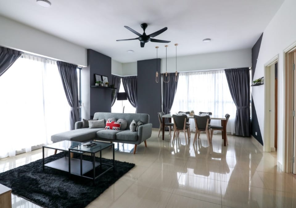 ARTE PLUS | Contemporary Spacious Three Room Suite Apartment in Federal Territory of Kuala Lumpur