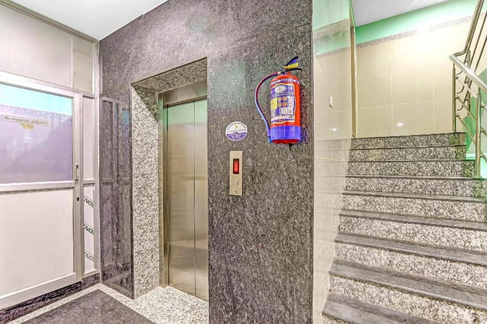 Pn Samy Inn Hotel in Puducherry