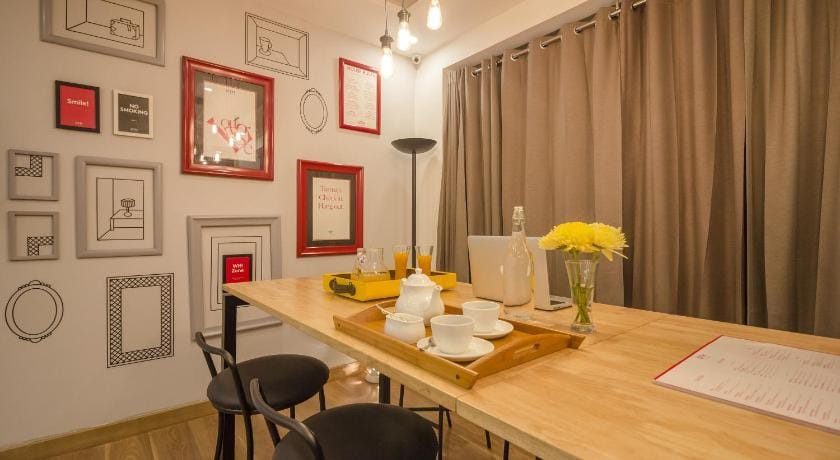 Capital O Townhouse Govinda Royal Hotel in Uttar Pradesh