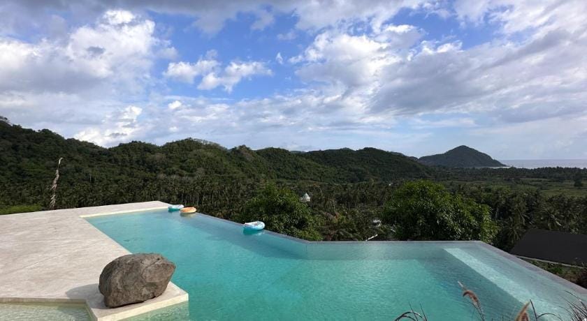 Disini Lombok ECO Sky House with Sea view Resort in West Praya