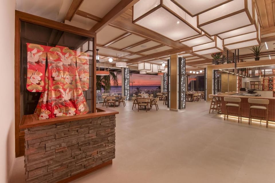 Clarita's Beach Bar & Resort Hotel in Jaco
