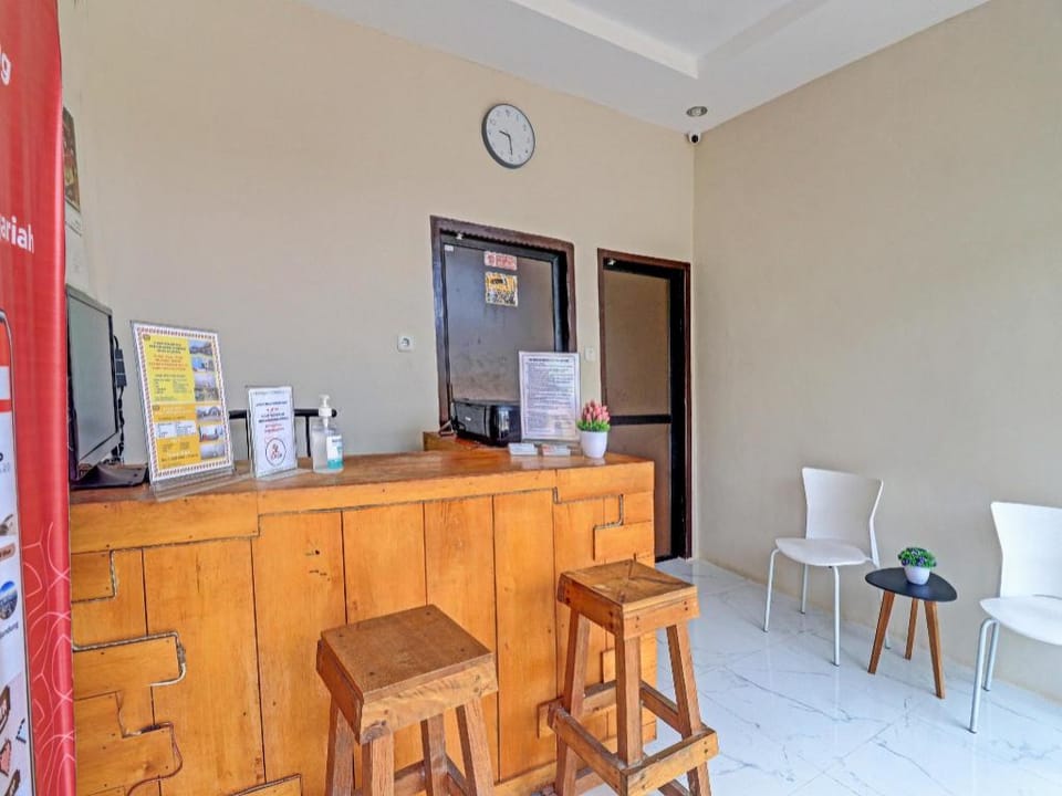 OYO 91022 STeZe Homestay Syariah Hotel in Indonesia