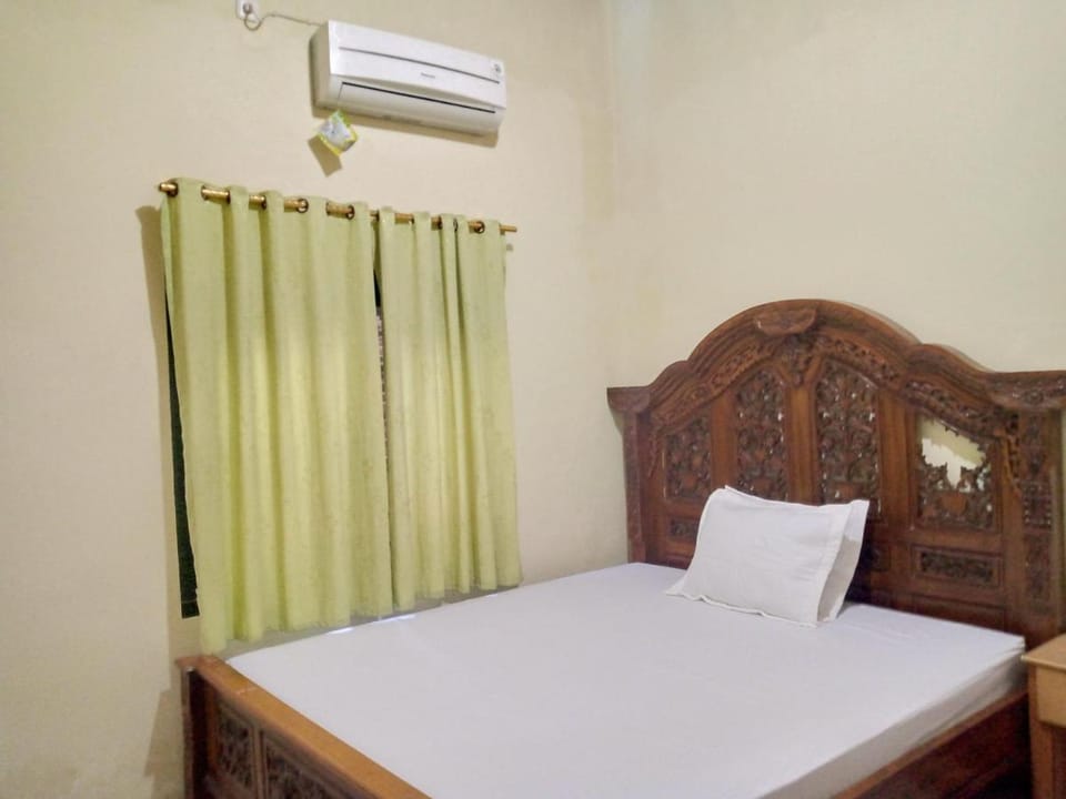 Deeva Homestay Syariah RedPartner Hotel in Indonesia
