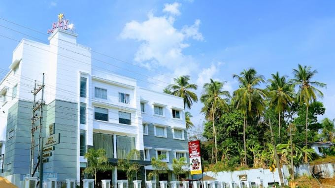 HOTEL SKY PARADISE Hotel in Kerala