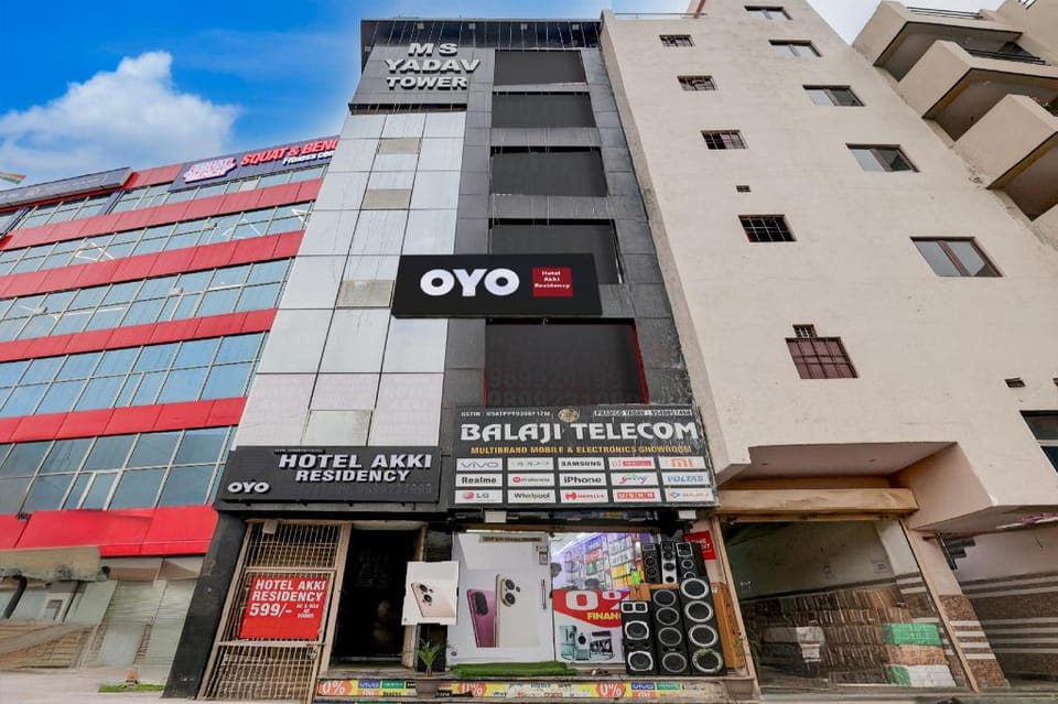 Hotel O Akki Residency Hotel in Noida