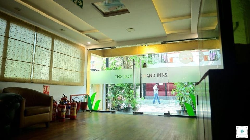The Roy Grand Inns Hotel in Bengaluru