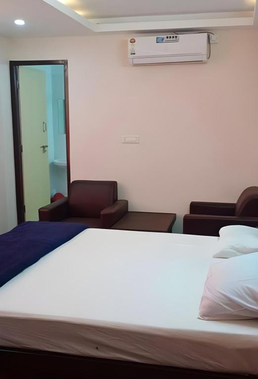 SS LODGE Hotel in Chikmagalur