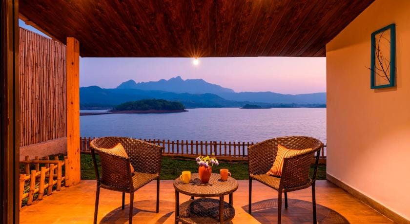 Zostel Plus Lonavala Hostel in Lonavla