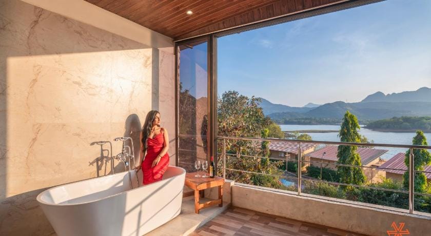 Zostel Plus Lonavala Hostel in Lonavla