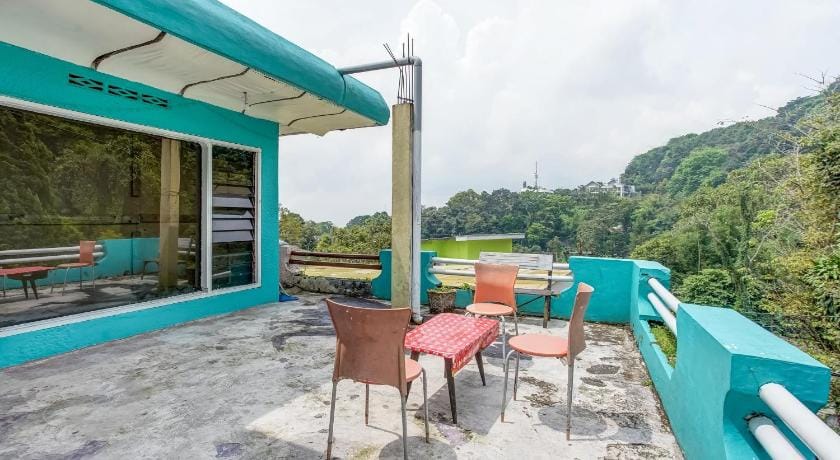 OYO Life 91060 Villa Wijaya Homestay Hotel in East Java