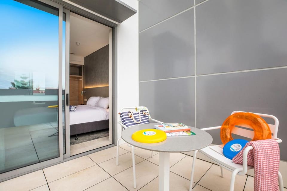 Holiday Inn Express and Suites Sunshine Coast By IHG Hotel in Maroochydore