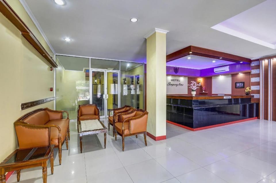 OYO 91036 Hotel Simpang Lima Gkpri Hotel in Indonesia