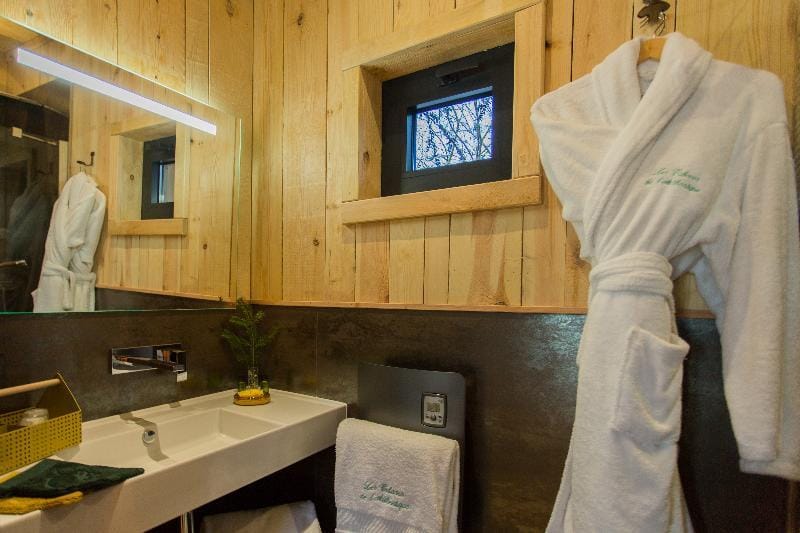 Domaine de l'Authentique Cabanes dans les arbres Vacation rental in Switzerland