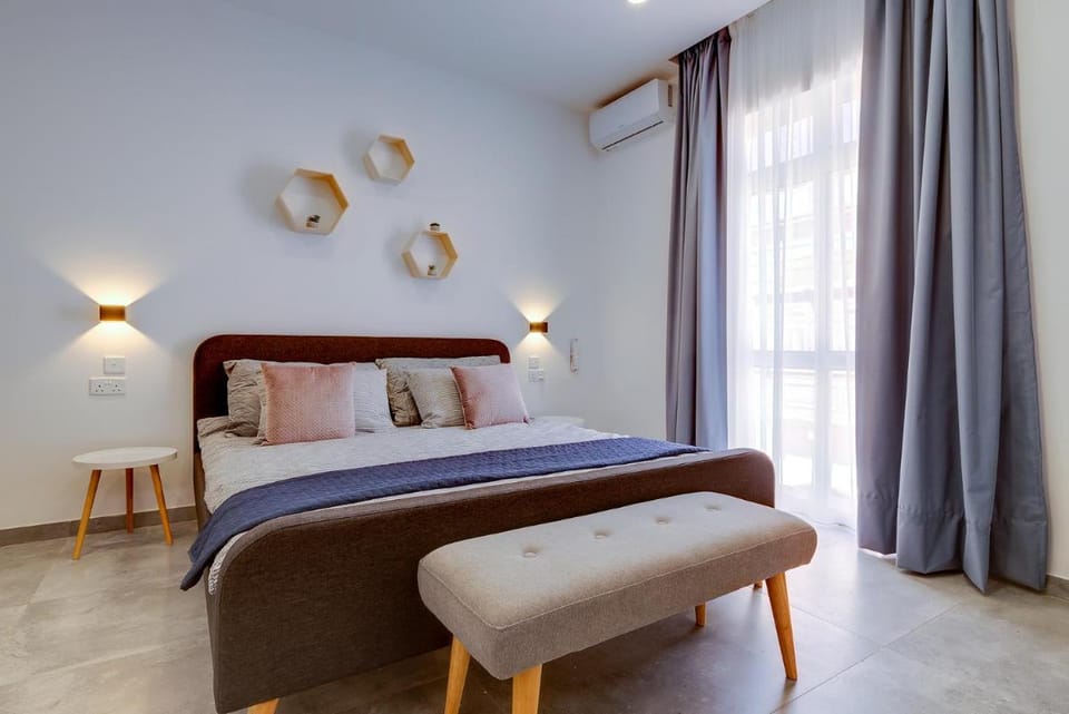 Perfect Location, Idyllic 2BR Apartment Apartment in Sliema