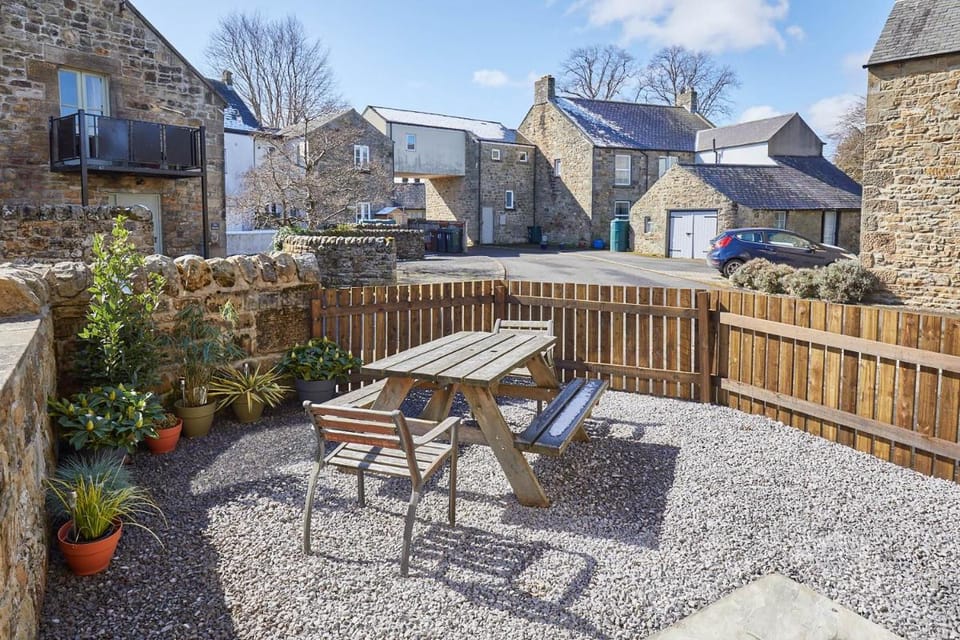 Host & Stay - Fox Cottage Vacation rental in England