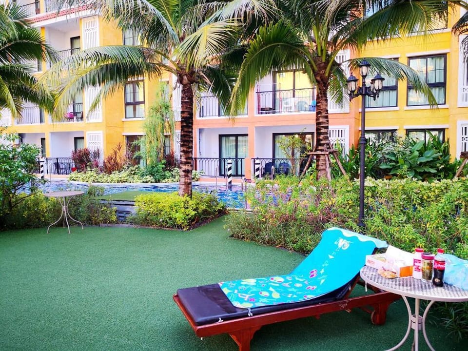 Venetian Poseidon Pool Hotel Apartment in Pattaya City