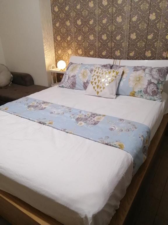 Gracey's Place @Manhattan Plaza Vacation rental in Pasig