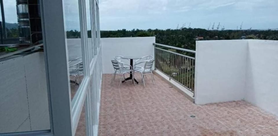 Marlene's Hilltop Villa - 1BR Apt #4 Apartment in Central Visayas