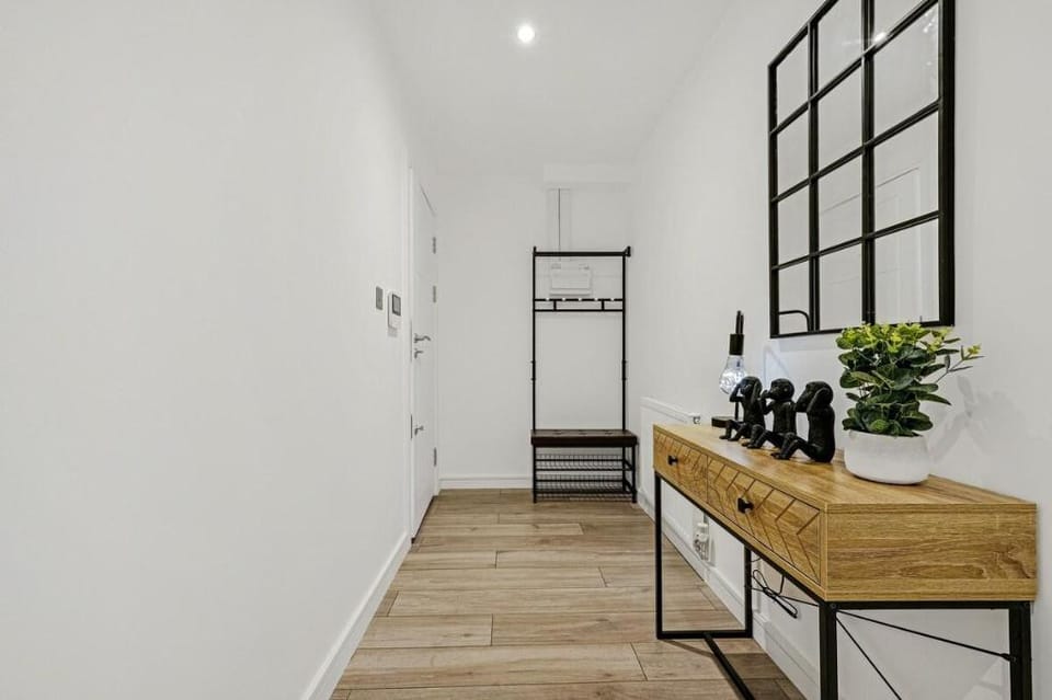 St Martins 2 Bedroom & 2 Bathroom Apt. 1 - Ruislip Apartment in London Borough of Harrow