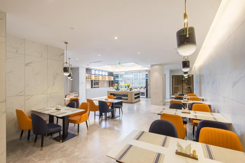 Starway Hotel Linyi Beicheng New District Yimeng North Road Hotel in Shandong