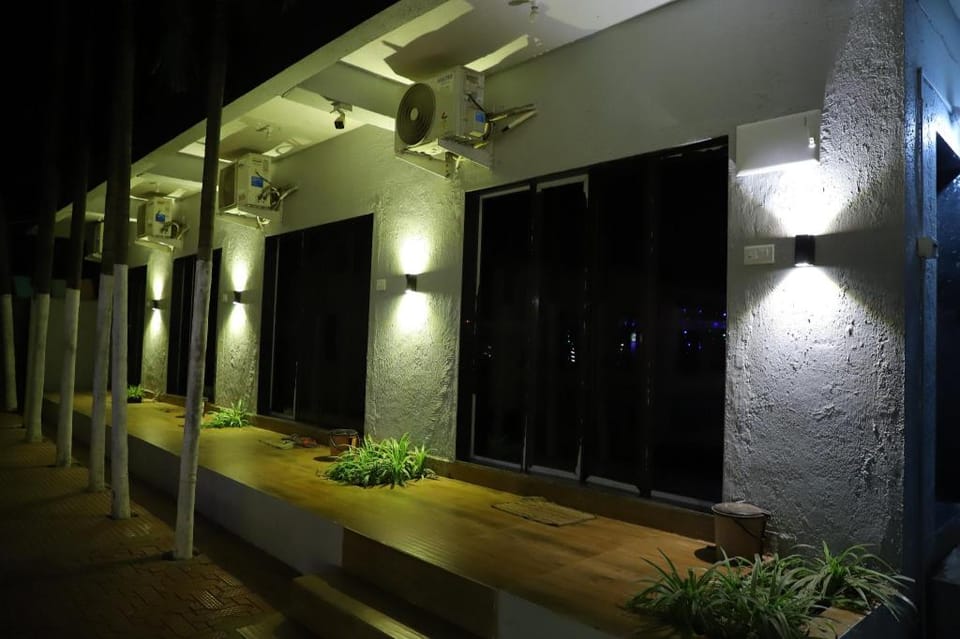 Rachana Farm varsoli beach road Apartment in Alibag