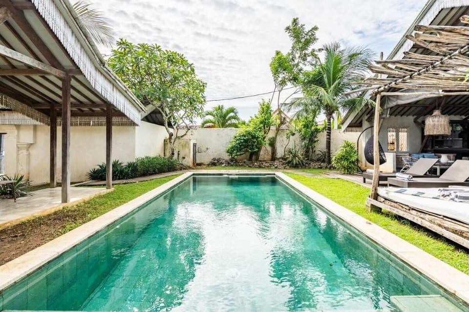Villa Bayu by Hombali Villa in Bali