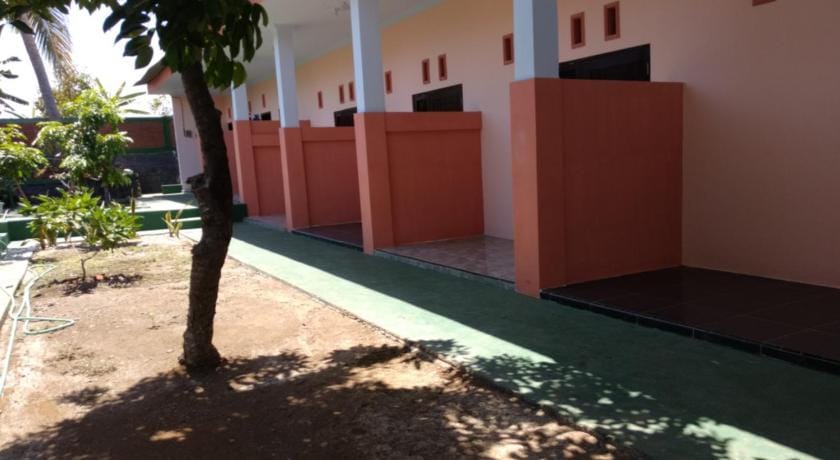 Kelapa Gading Homestay Syariah RedPartner Vacation rental in East Java