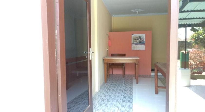 Kelapa Gading Homestay Syariah RedPartner Vacation rental in East Java