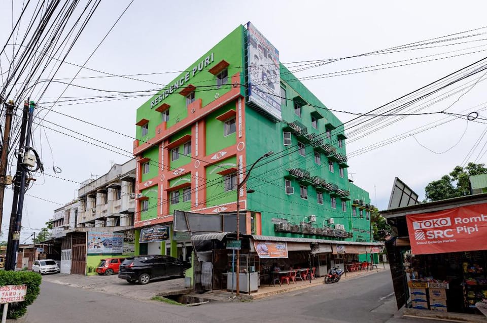 Urbanview Hotel Syariah Puri Residence Medan by RedDoorz Hotel in Indonesia