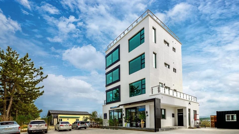 Gangneung HELLO 4000 Pension Bed and Breakfast in South Korea