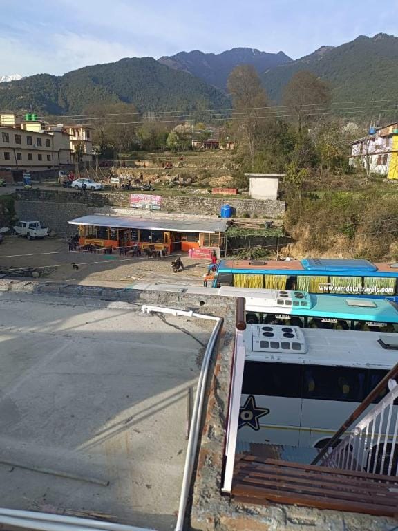 Pine & Sky Guest House Vacation rental in Punjab, India