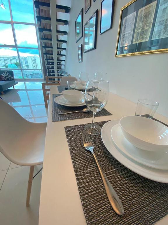 Maritime Luxury Seaview Suite Apartment in George Town