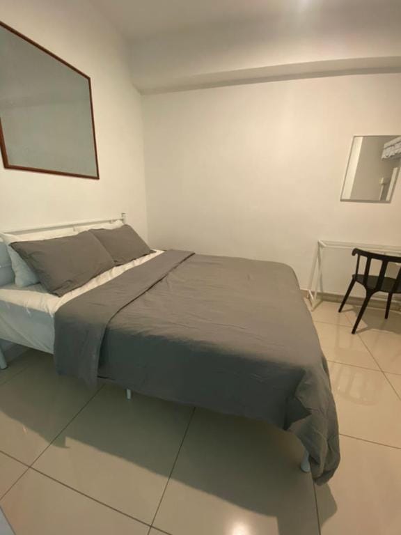 Maritime Luxury Seaview Suite Apartment in George Town