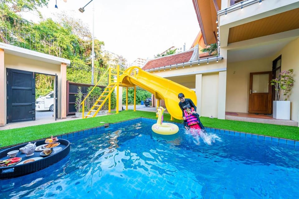 Bali Beach Pool Villa  Villa in Pattaya City